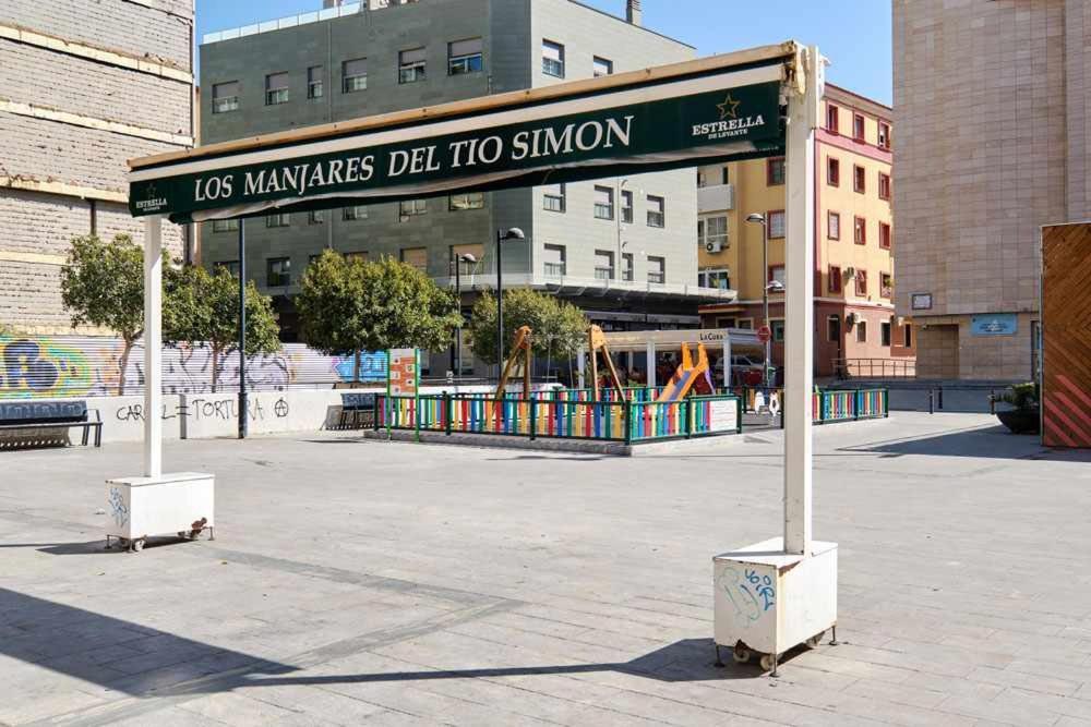 Alojamiento Simon 1 Murcia Bagian luar foto